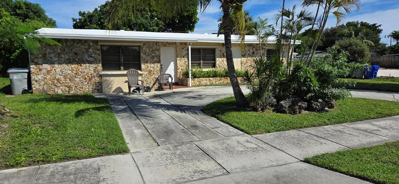 3 bedroom 2 bath Residential for sale at 2448 NE 13TH Avenue, Pompano Beach FL 33064