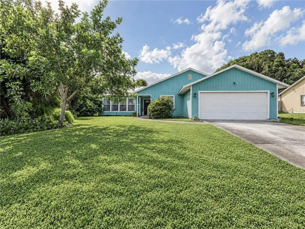 3 bedroom 2 bath Residential for sale at 795 4TH Lane, Vero Beach FL 32962