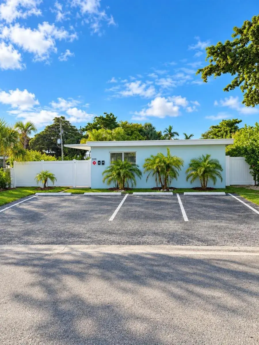 Residential Income for sale at 898 SE 2nd Place, Deerfield Beach FL 33441