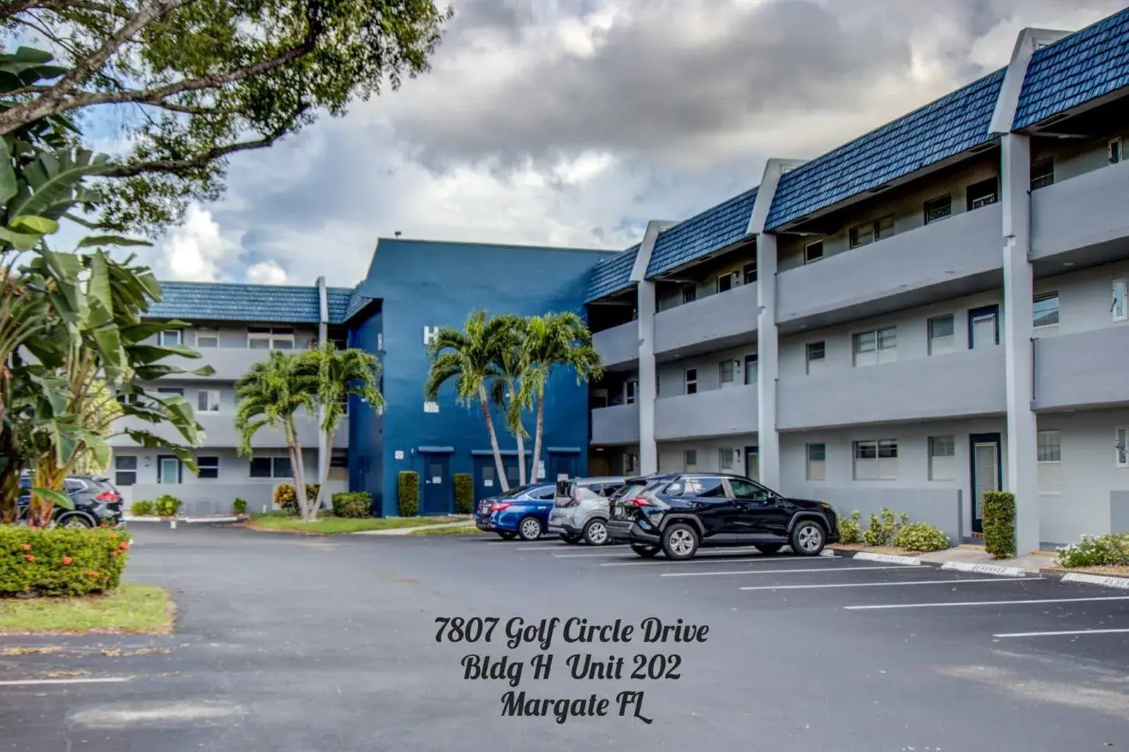 2 bedroom 2 bath Residential for sale at 7807 Golf Cir Drive # 202, Margate FL 33063