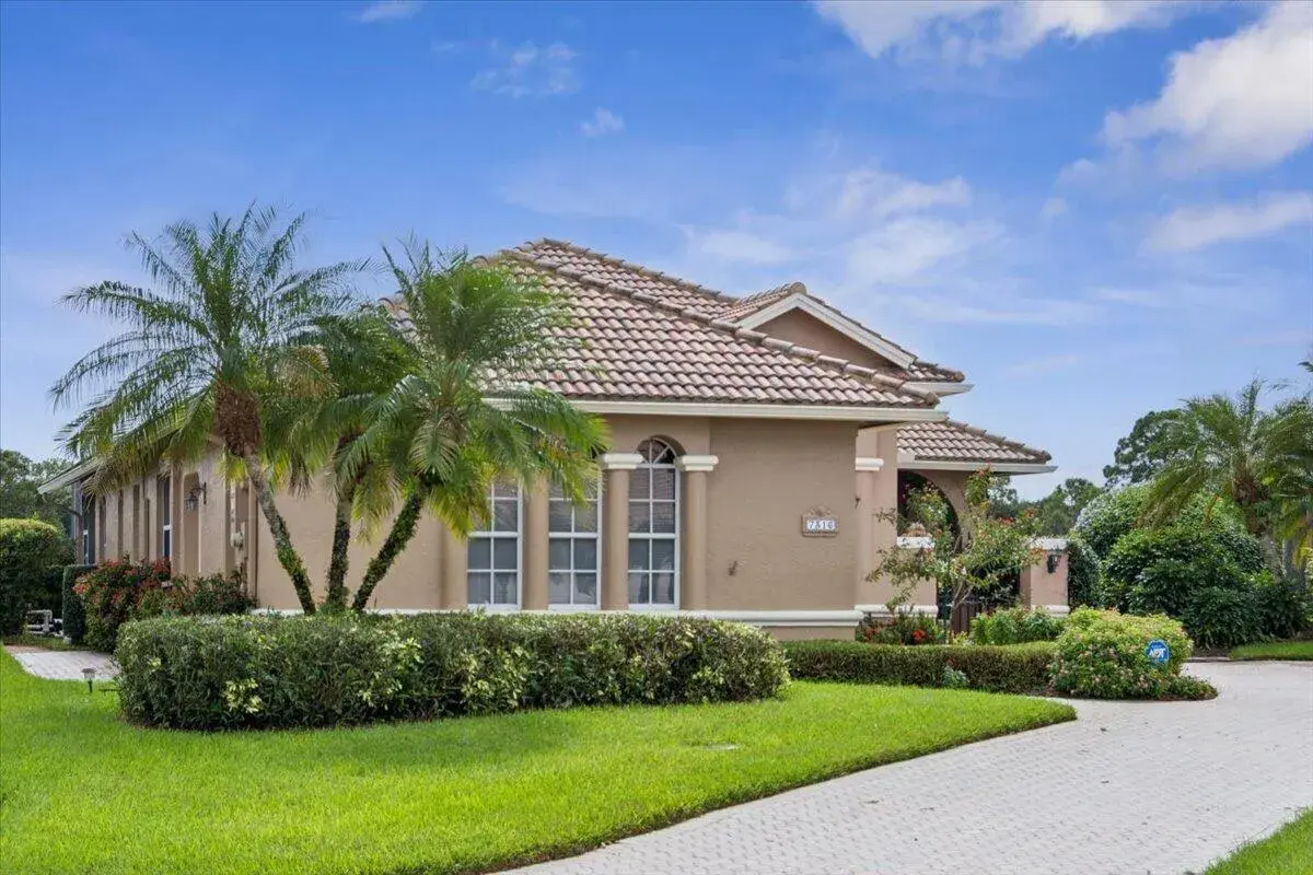 3 bedroom 2 bath Residential for sale at 7316 MYSTIC Way, Port St. Lucie FL 34986
