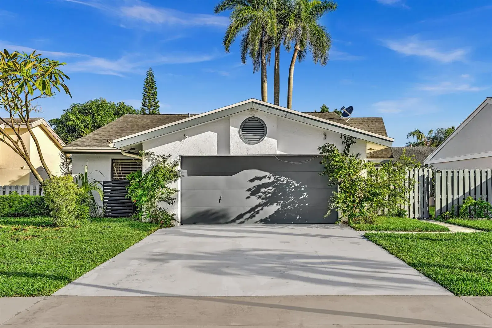 3 bedroom 2 bath Residential for sale at 82 BAYTREE Circle, Boynton Beach FL 33436