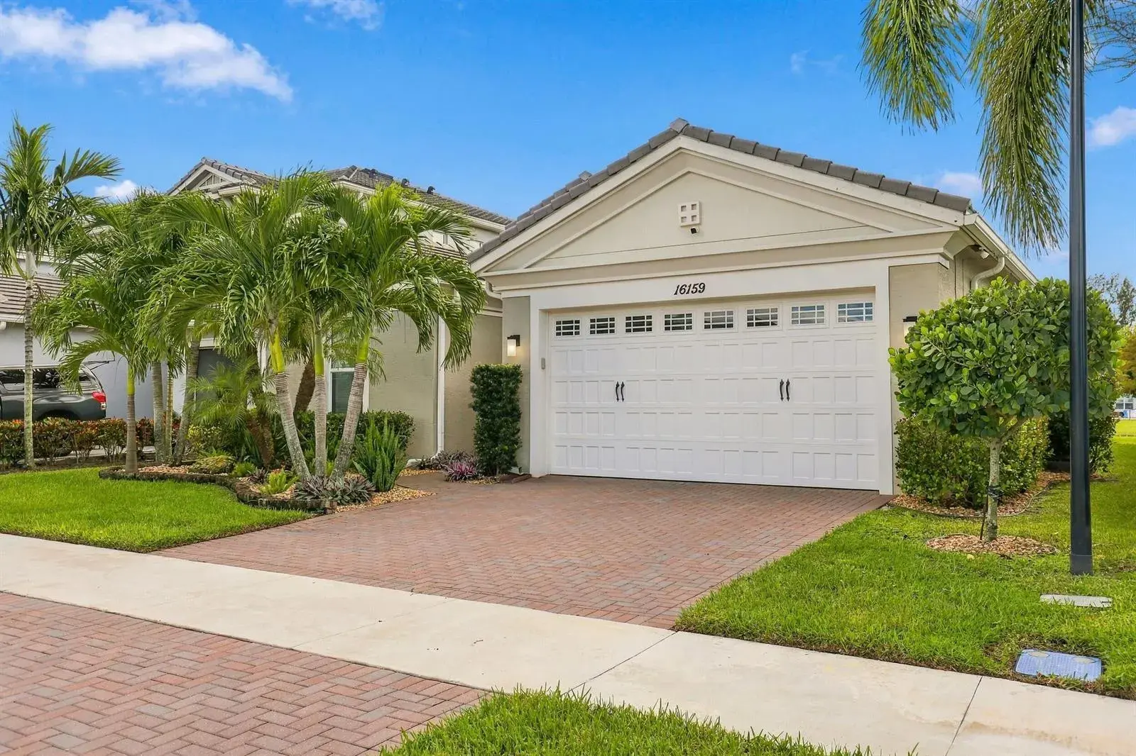 2 bedroom 2 bath Residential for sale at 16159 MELOGOLD Drive, FL 33470