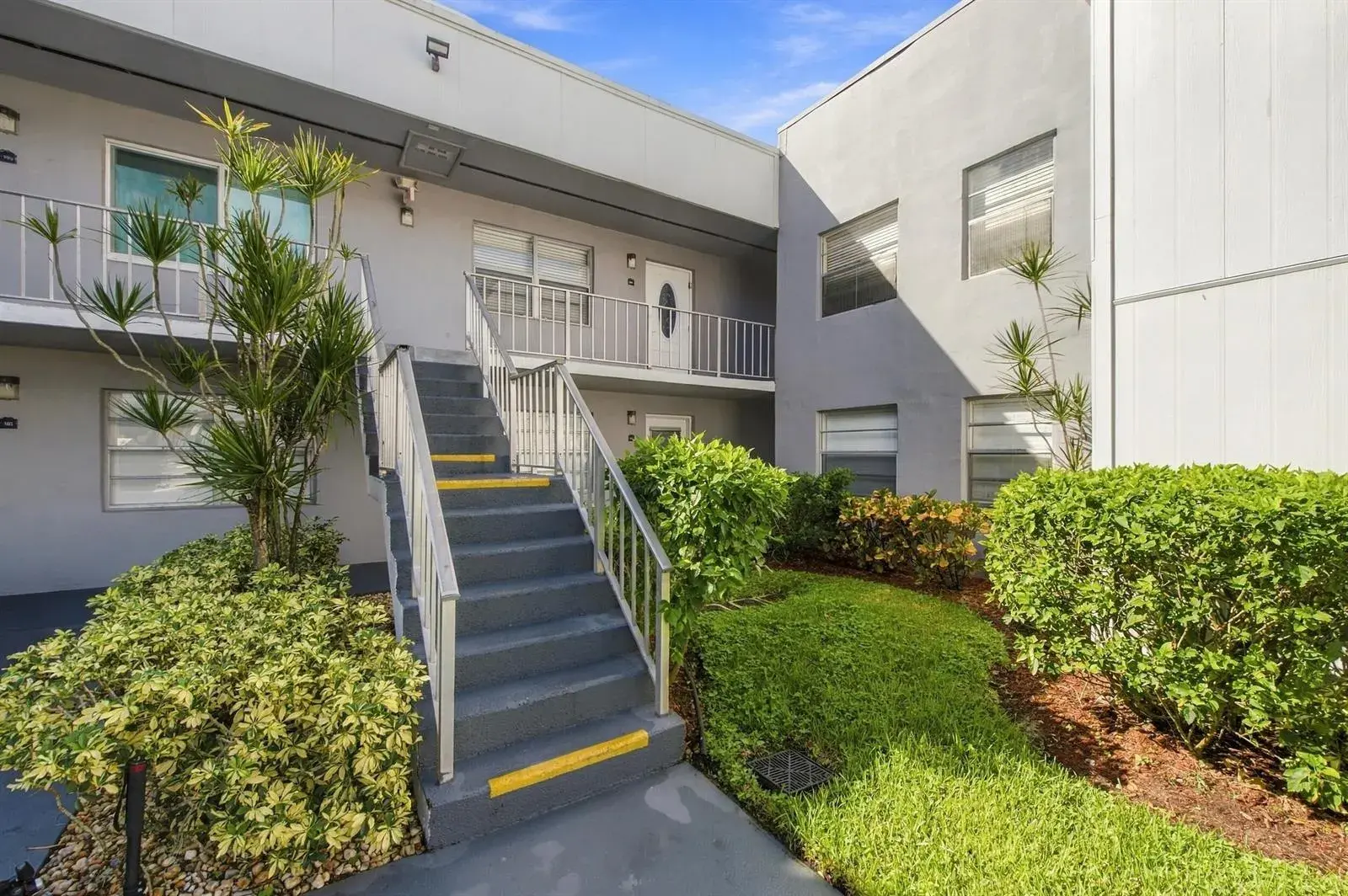 186 Burgundy D, Delray Beach FL 33484