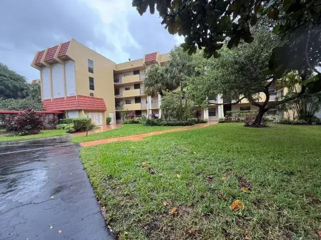 23345 CAROLWOOD Lane # 405, Boca Raton FL 33428