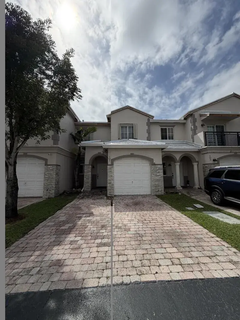 3 bedroom 2 bath Residential for sale at 8401 SW 124th Avenue, Miami FL 33183