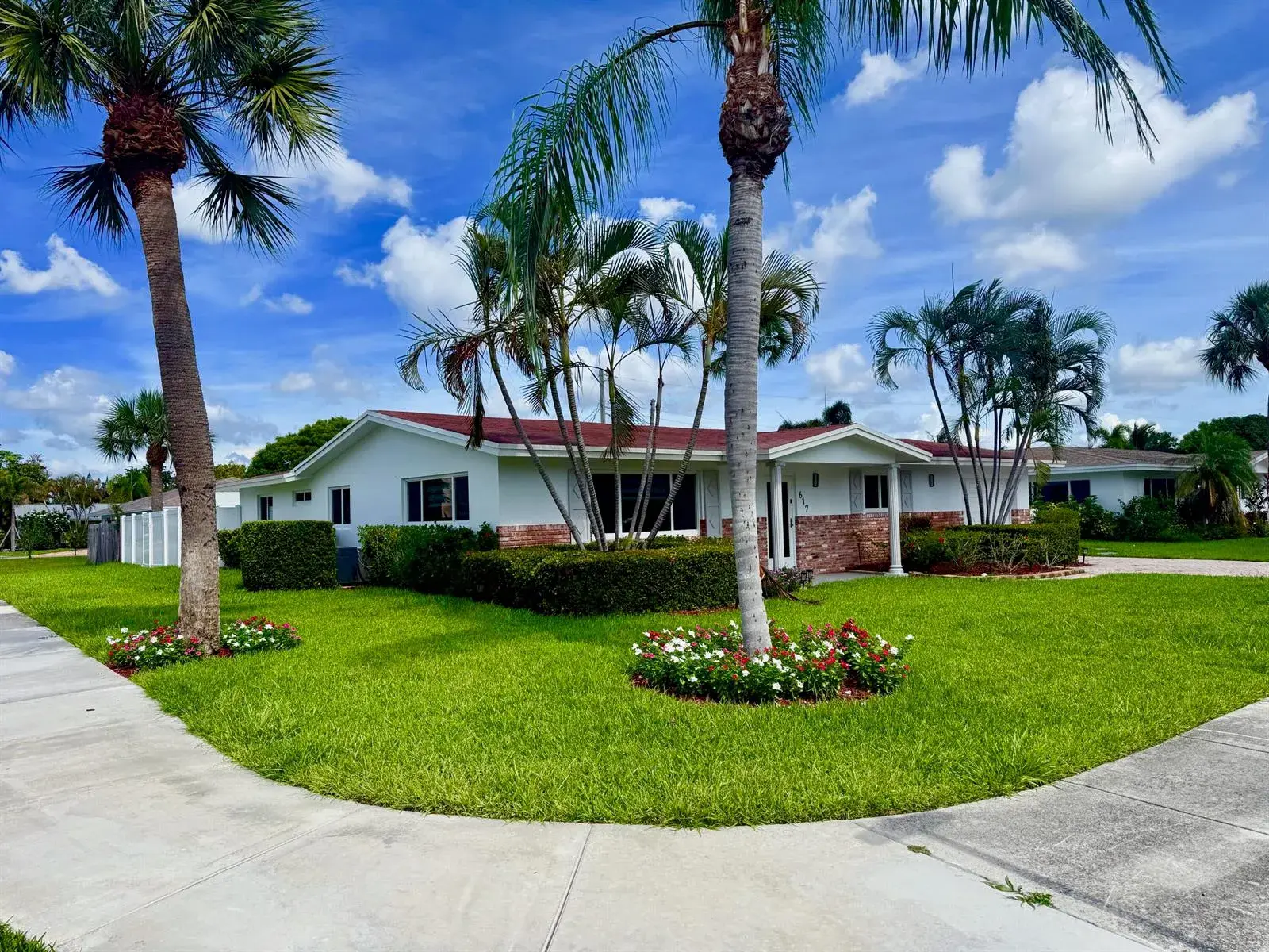 4 bedroom 2 bath Residential for sale at 617 SE 8th Avenue, Deerfield Beach FL 33441