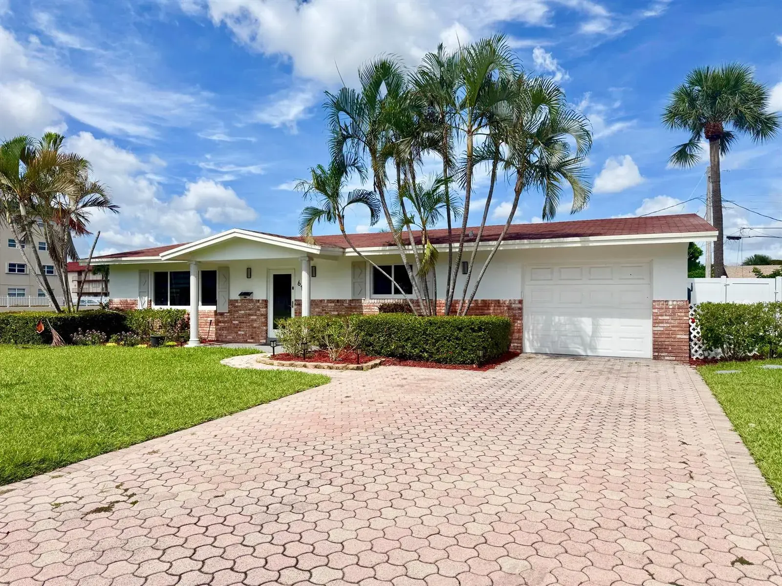 617 SE 8th Avenue, Deerfield Beach FL 33441
