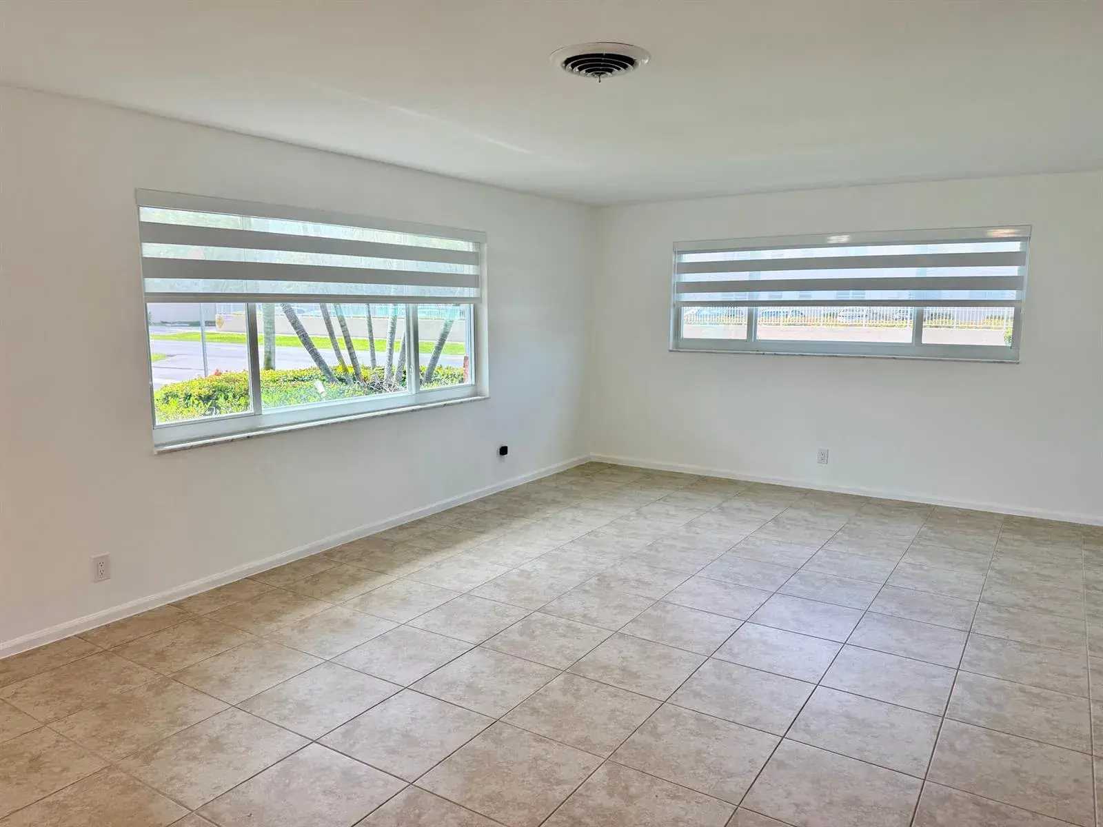 617 SE 8th Avenue, Deerfield Beach FL 33441