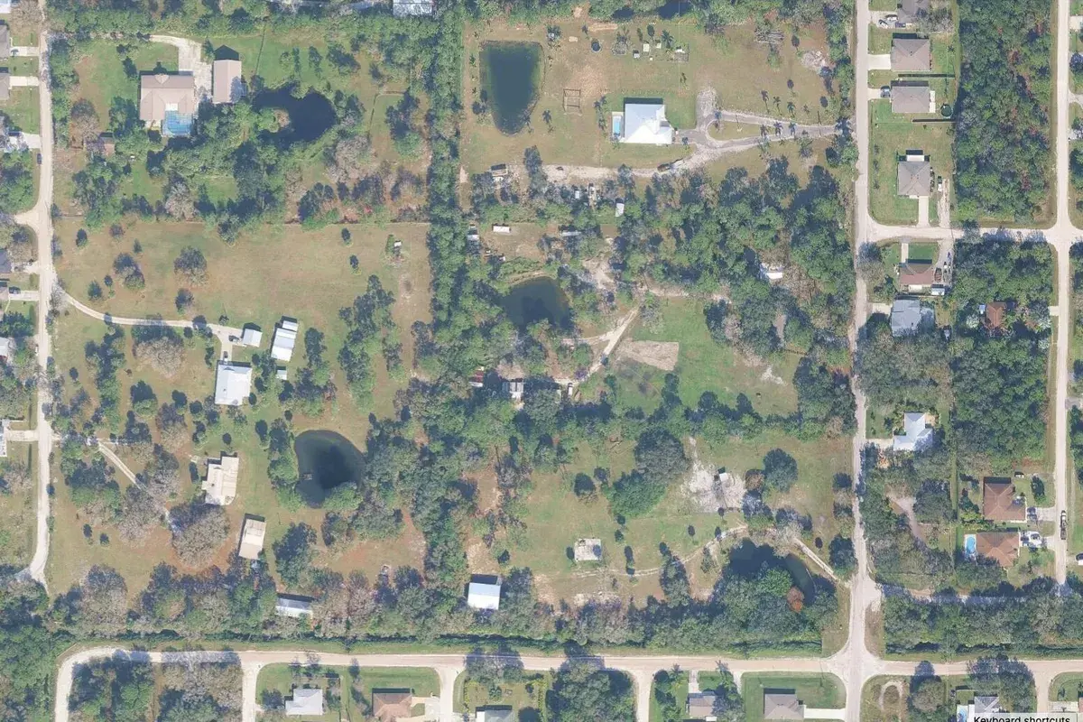 8975 104TH Avenue, Vero Beach FL 32967