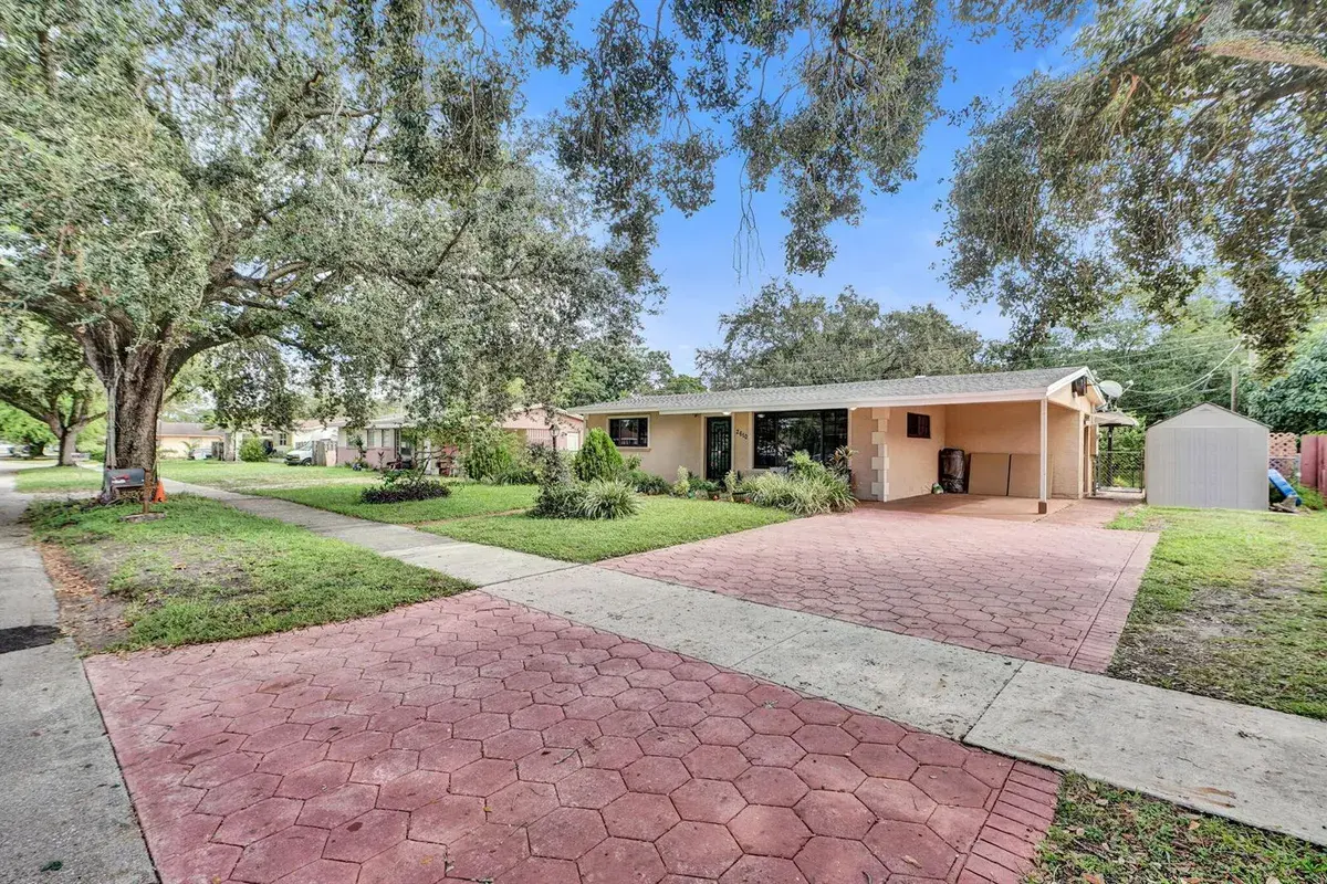 2610 NW 74TH Avenue, Hollywood FL 33024