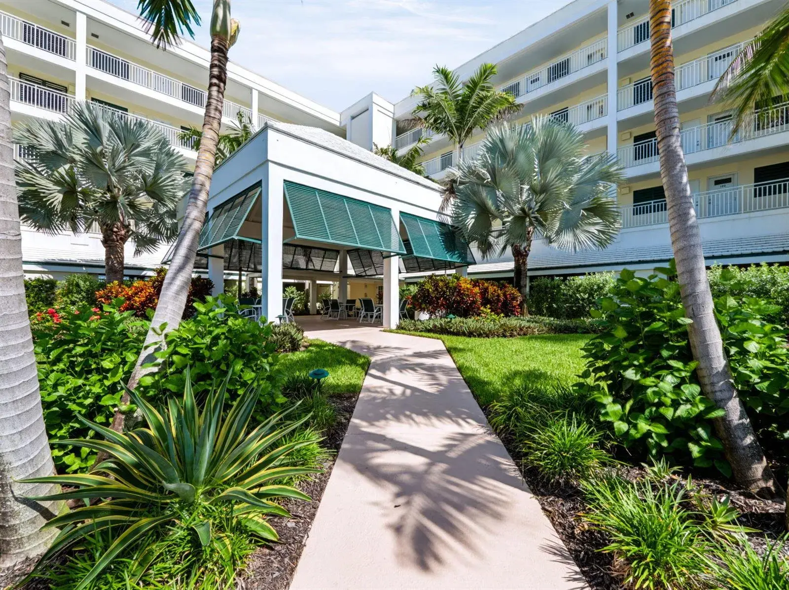 529 NE Plantation Road # 105, Stuart FL 34996