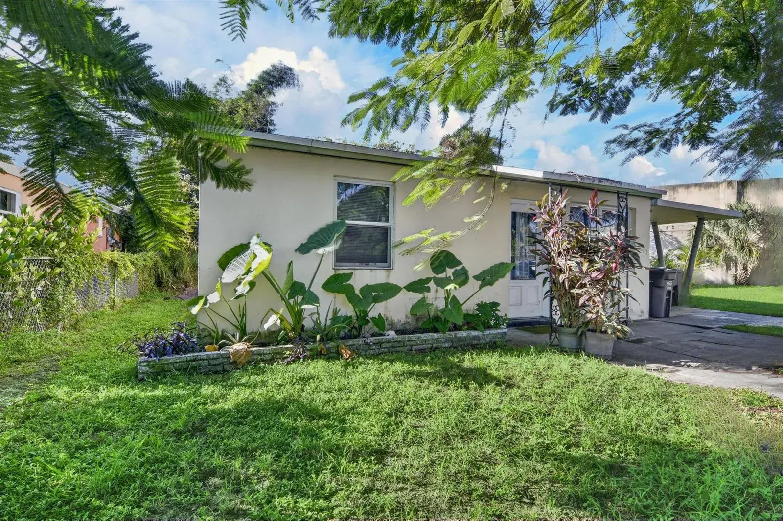 1340 Longwood Street, West Palm Beach FL 33401