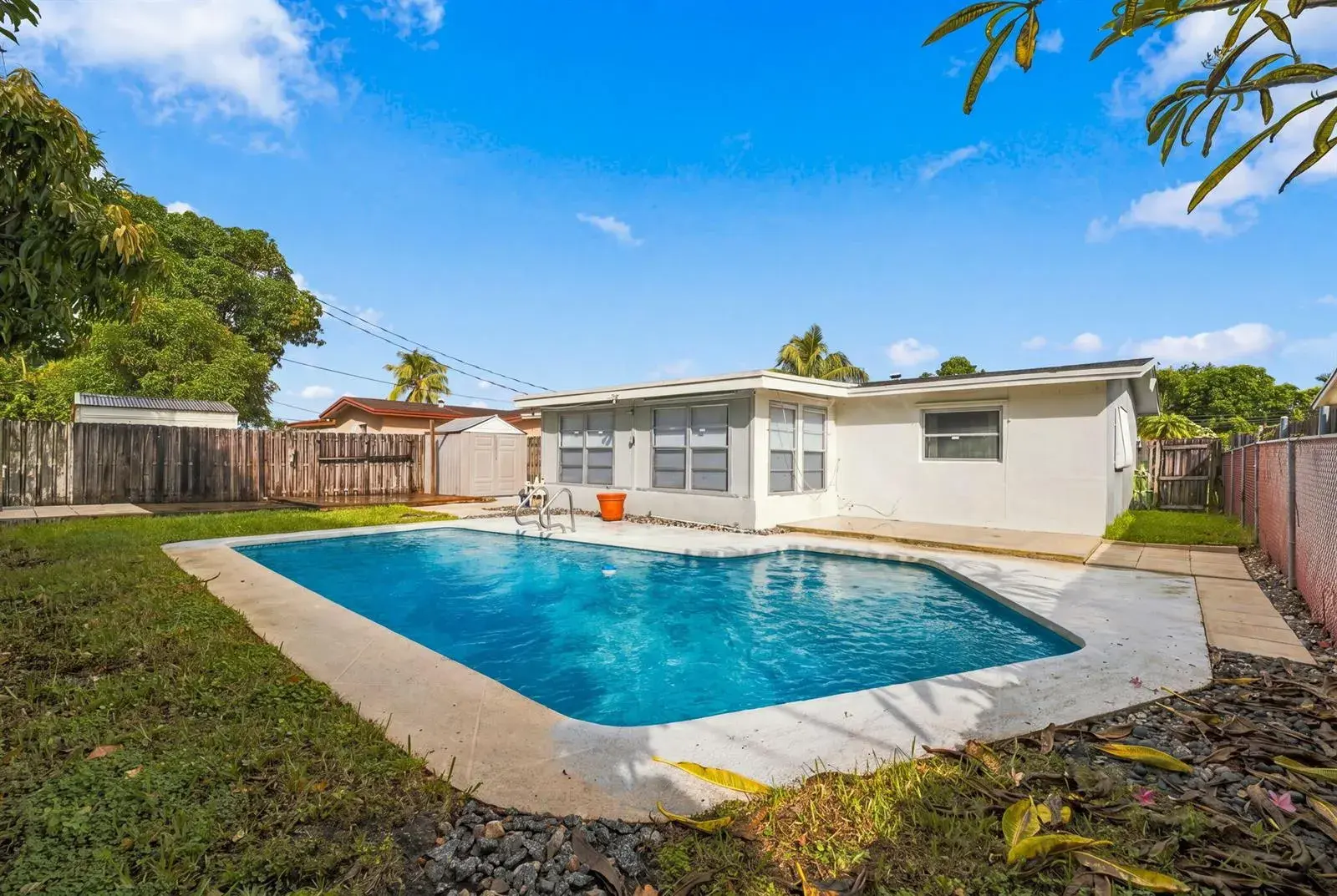 6420 NW 29th Street, Sunrise FL 33313