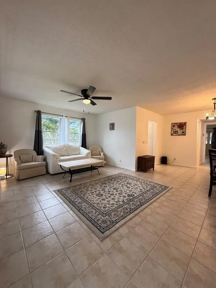 1 bedroom 1 bath Residential for sale at 319 WINDSOR N, West Palm Beach FL 33417