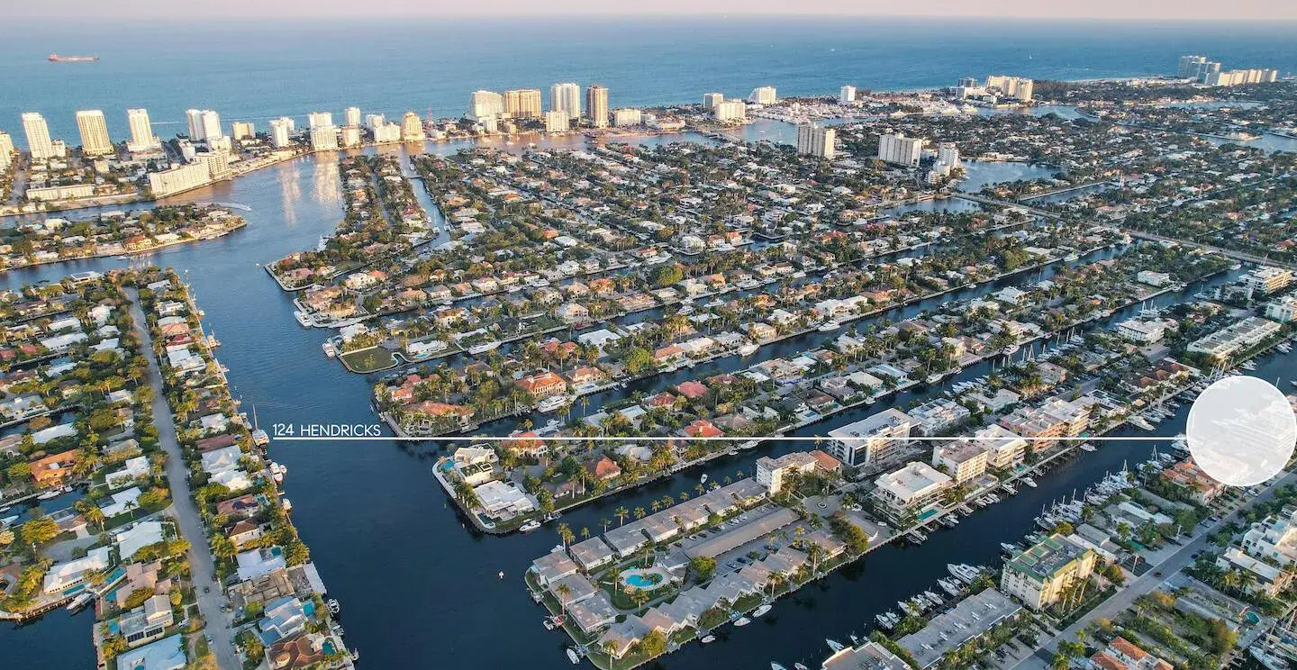 4 bedroom 4 bath Residential for sale at 124 HENDRICKS Isle, Fort Lauderdale FL 33301