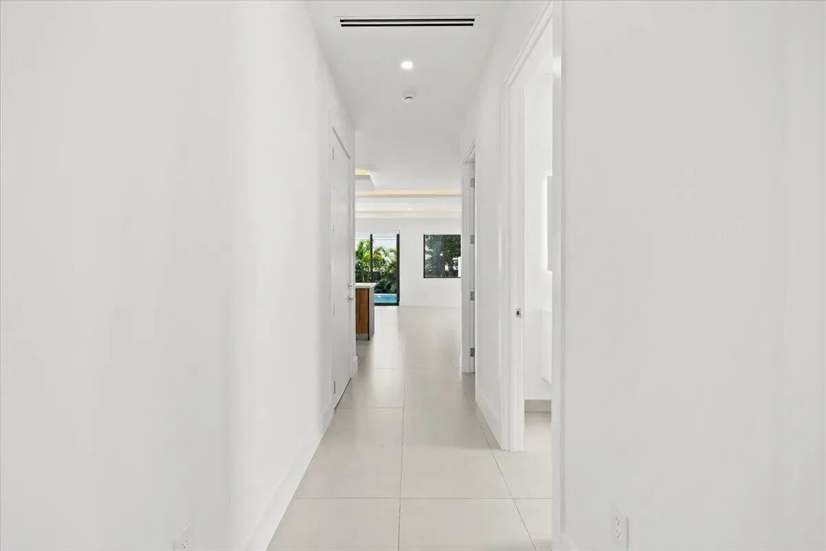 828 SW 30TH Street, Fort Lauderdale FL 33315