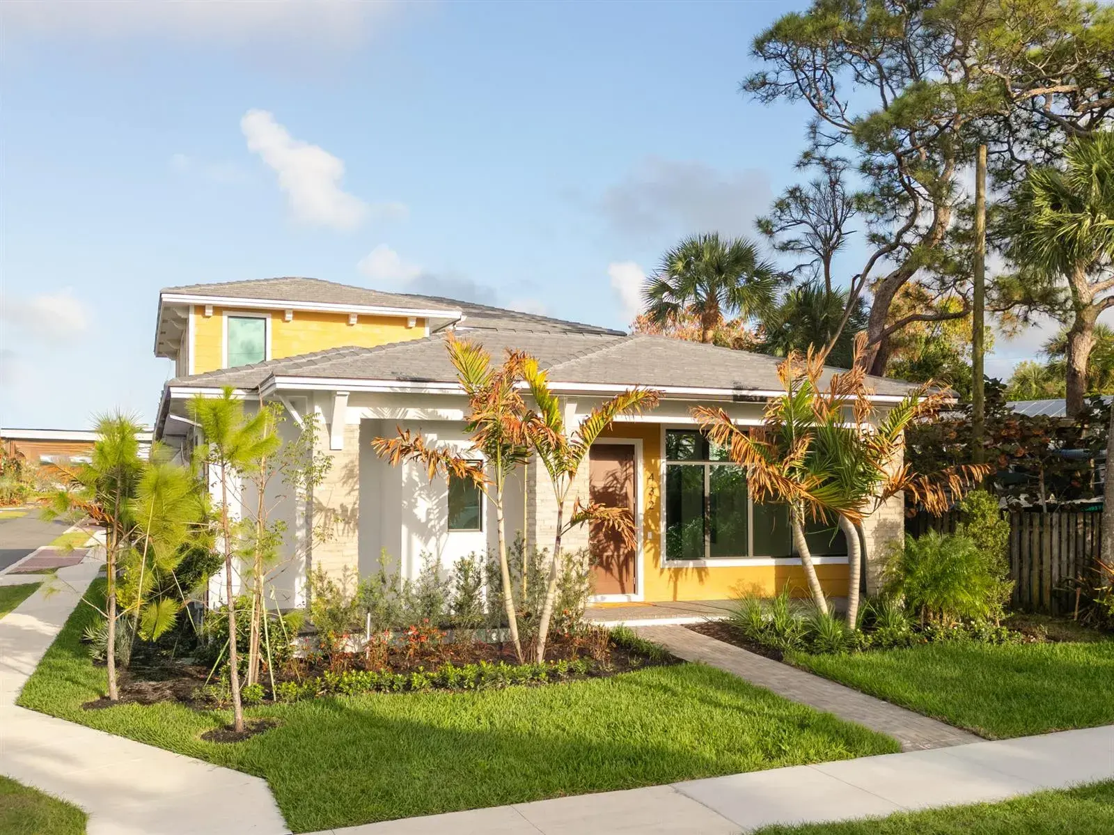 4 bedroom 4 bath Residential for sale at 432 NW North River Drive, Stuart FL 34994