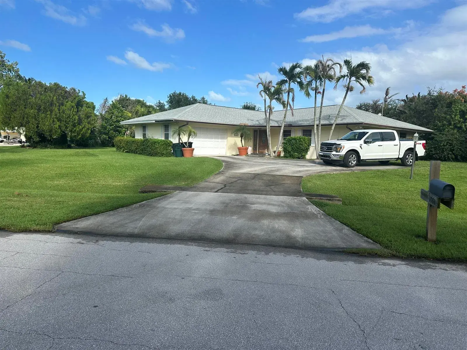 2 bedroom 2 bath Residential for sale at 1781 SE CANORA Road, Port St. Lucie FL 34952