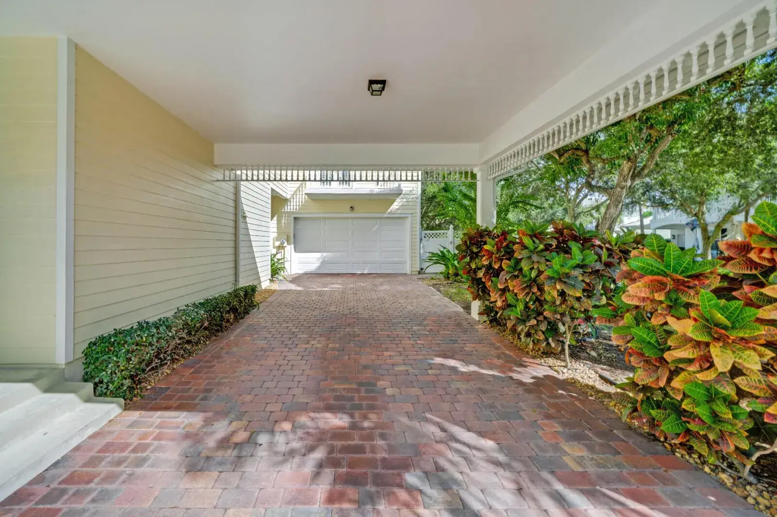 1031 Tiki Drive, Jupiter FL 33458