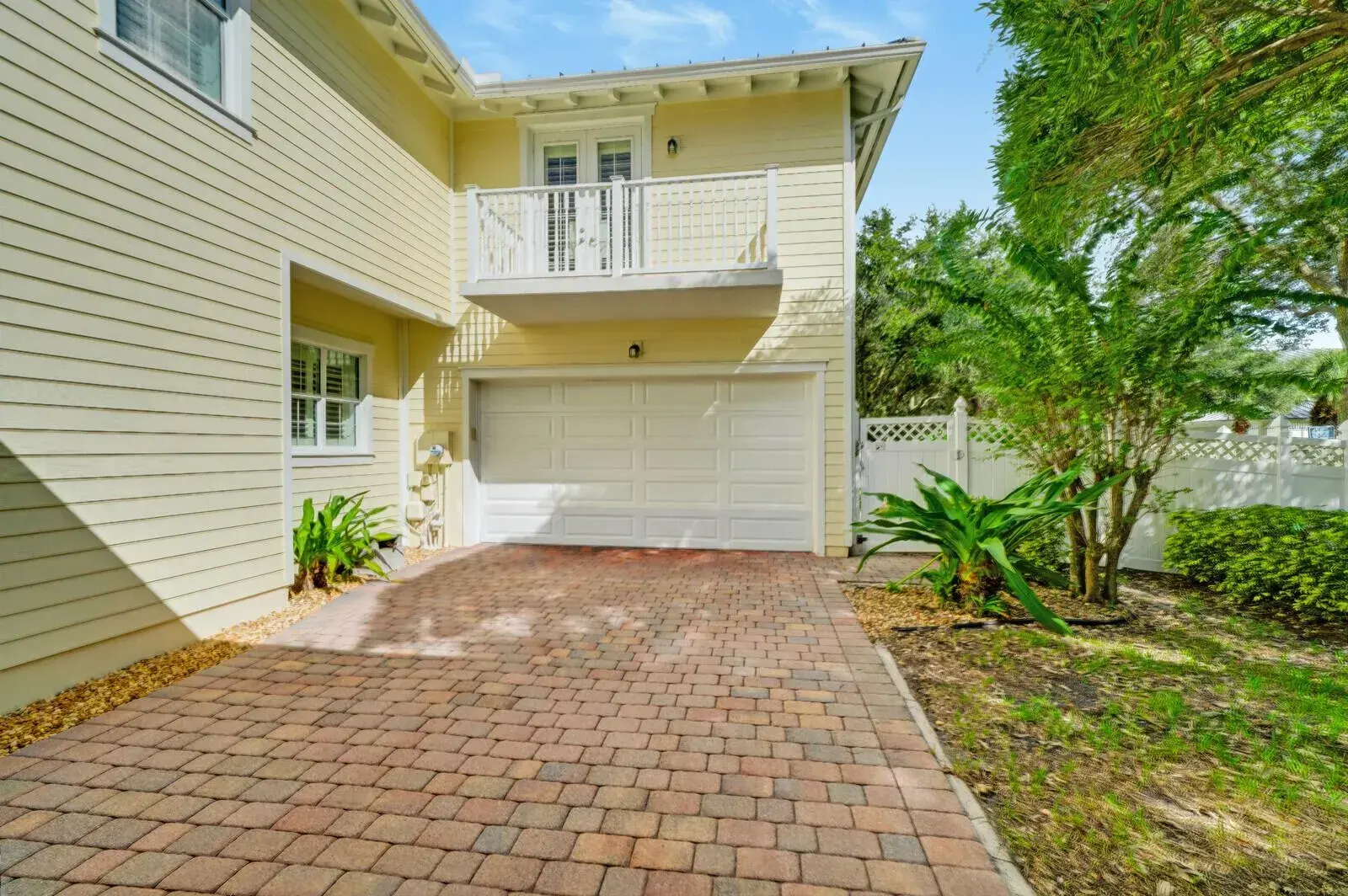 1031 Tiki Drive, Jupiter FL 33458