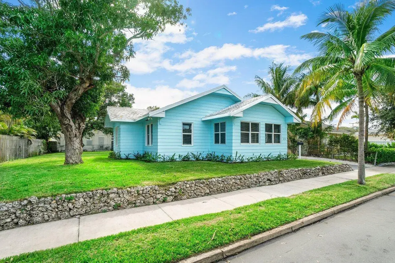 3 bedroom 1 bath Residential for sale at 424 53RD Street, West Palm Beach FL 33407