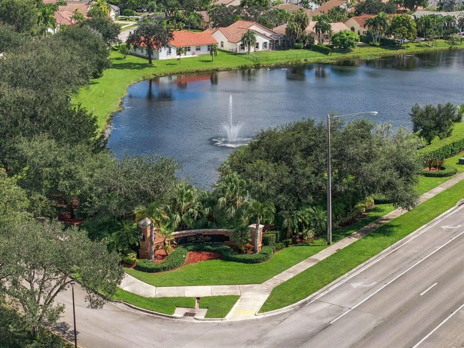 4 bedroom 3 bath Residential for sale at 3183 Ridge Trace, Davie FL 33328