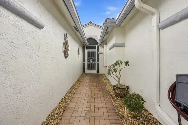 8335 DUOMO Circle, Boynton Beach FL 33472