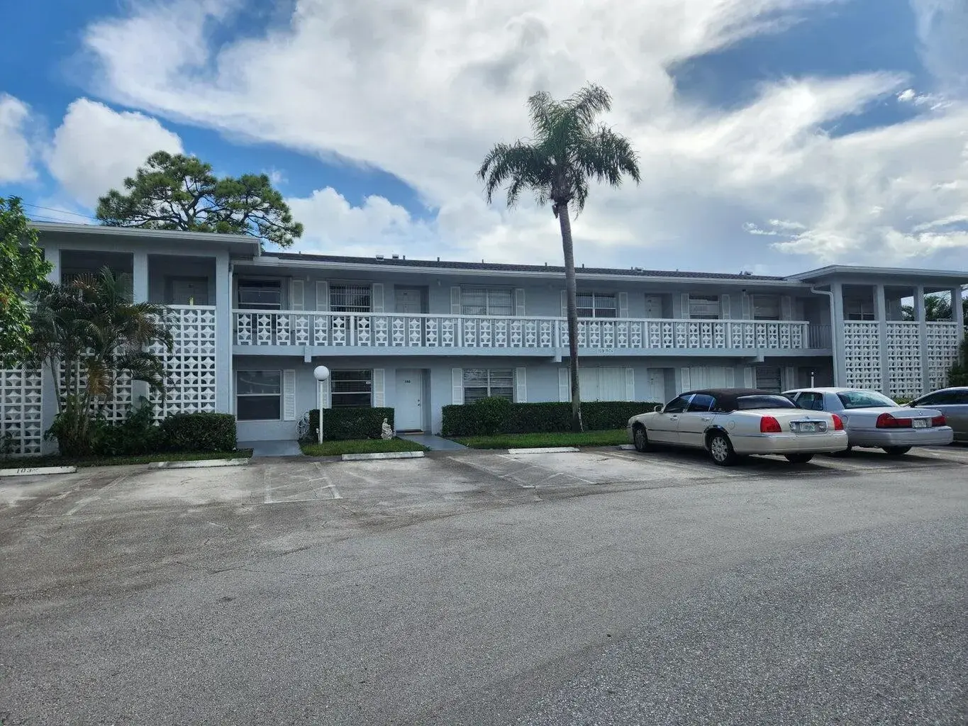 2 bedroom 2 bath for sale at 2920 SW 15TH Street # 202, Delray Beach FL 33445