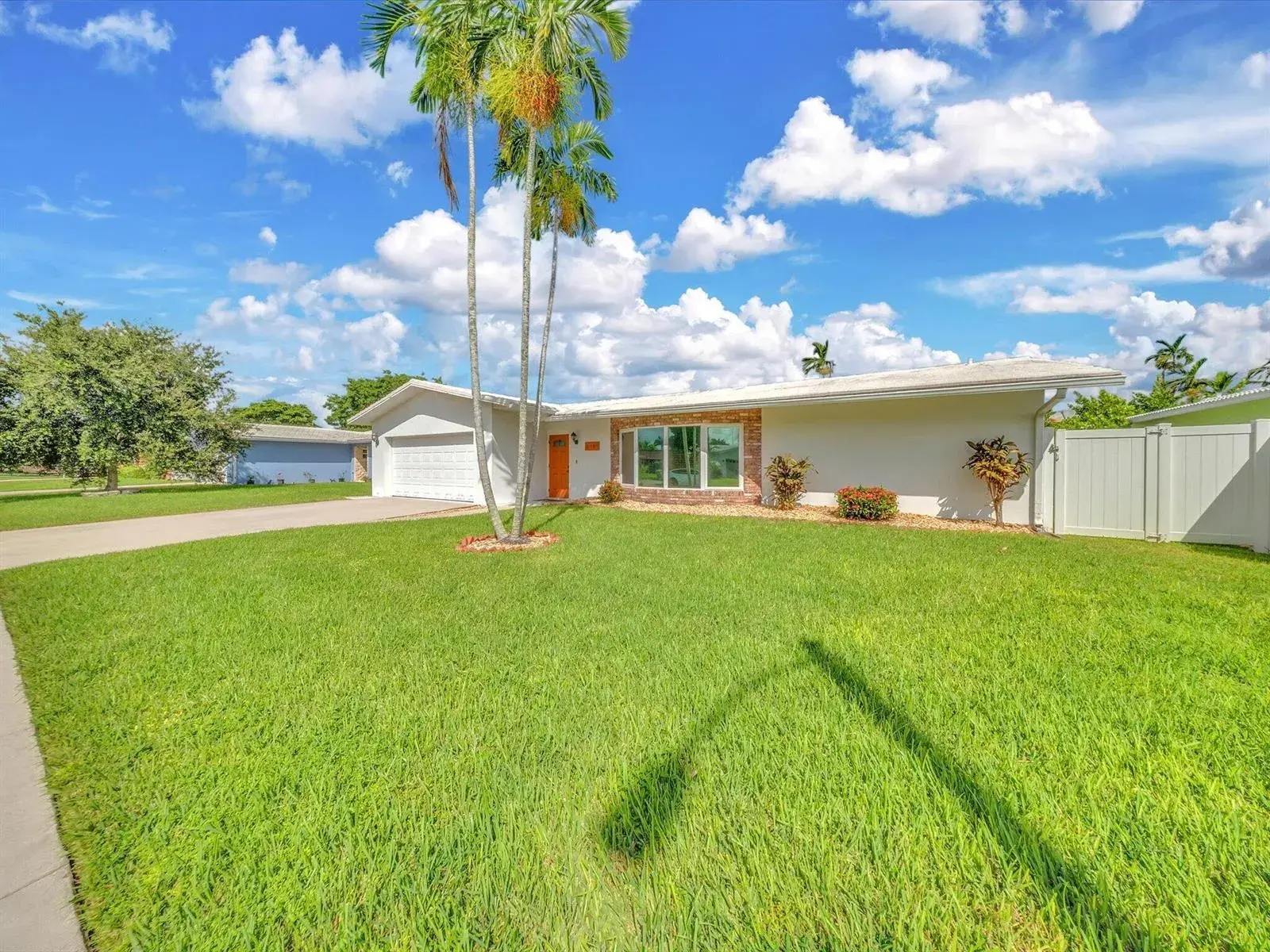 4 bedroom 2 bath Residential for sale at 6701 NW 20TH Street, Margate FL 33063