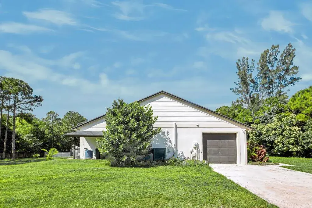 12140 N 59th Street N, FL 33411
