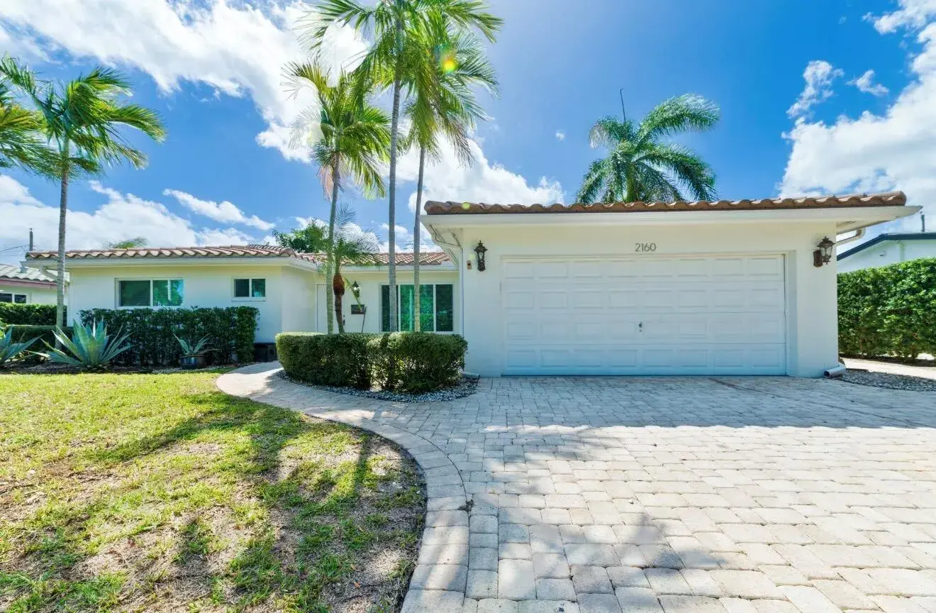 3 bedroom 2 bath Residential for sale at 2160 NE 55TH Court, Fort Lauderdale FL 33308