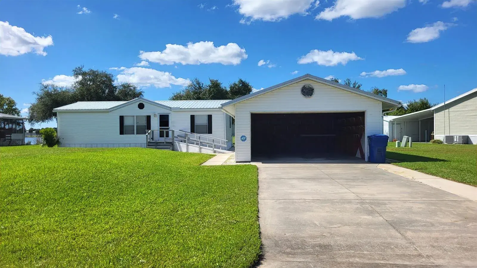 3 bedroom 2 bath Residential for sale at 1151 Peaceful Lane NE, Moore Haven FL 33471