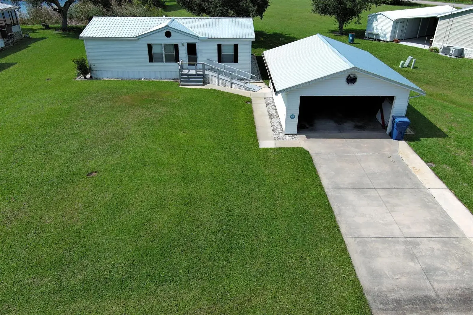 1151 Peaceful Lane NE, Moore Haven FL 33471