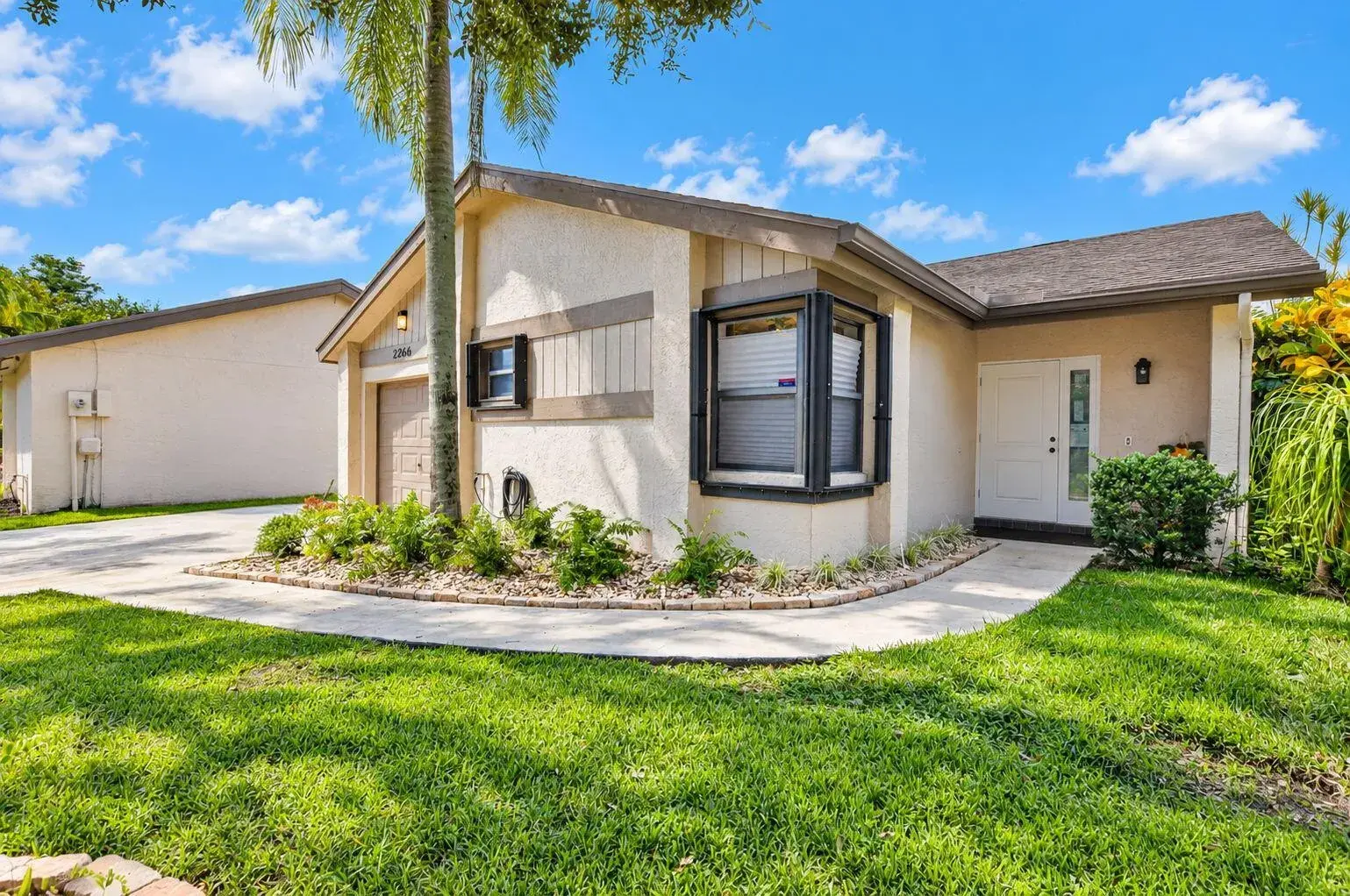 2266 Seagrape Circle, Coconut Creek FL 33066
