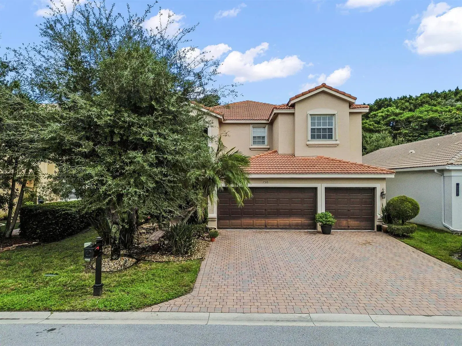 5 bedroom 3 bath Residential for sale at 7316 Viale Sonata, Lake Worth FL 33467