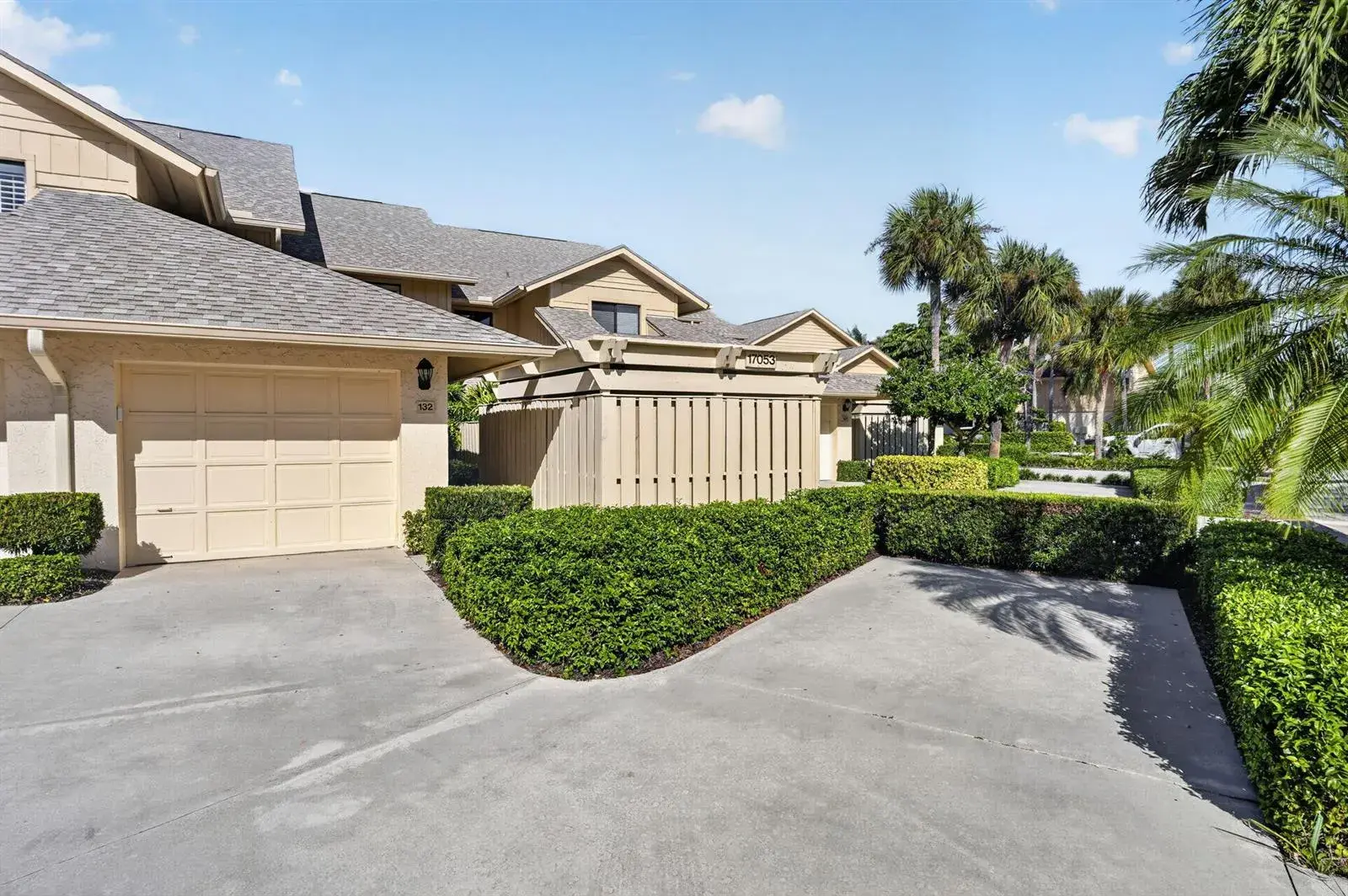 17053 Waterbend Drive # 132, Jupiter FL 33477