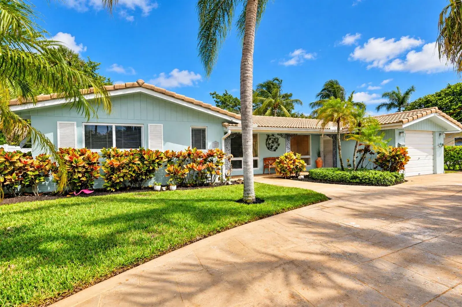 3 bedroom 2 bath Residential for sale at 721 West Camino Real, Boca Raton FL 33486