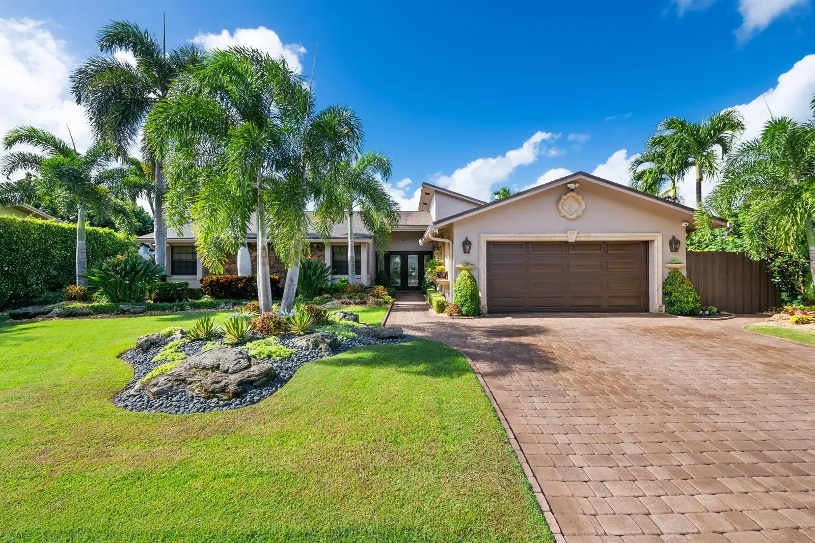 3 bedroom 2 bath Residential for sale at 17807 CROOKED OAK Avenue, Boca Raton FL 33487