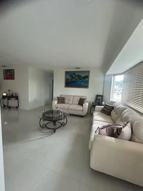 8555 NW 175TH Street, Hialeah FL 33015