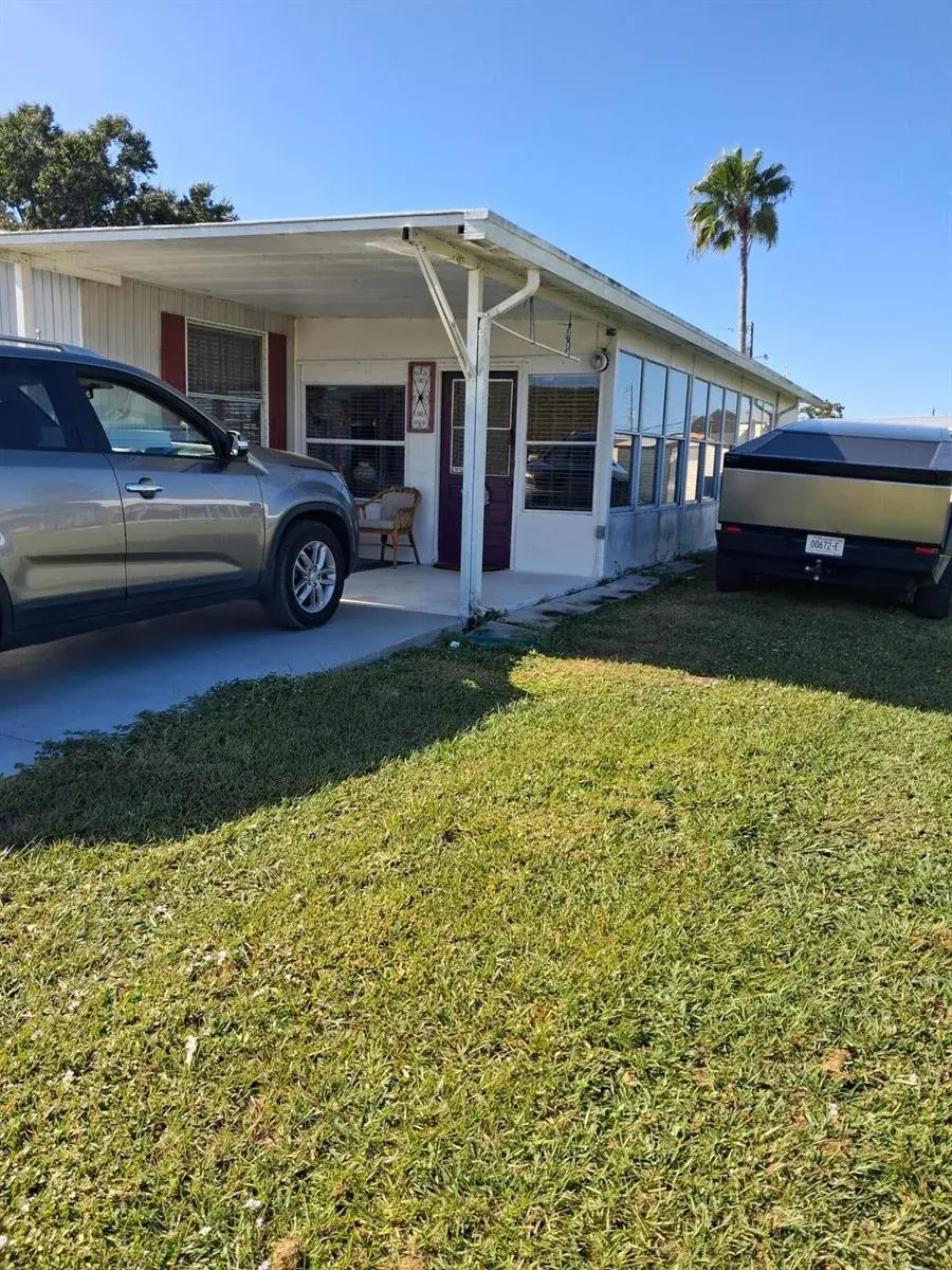1020 Bream Avenue, Okeechobee FL 34974