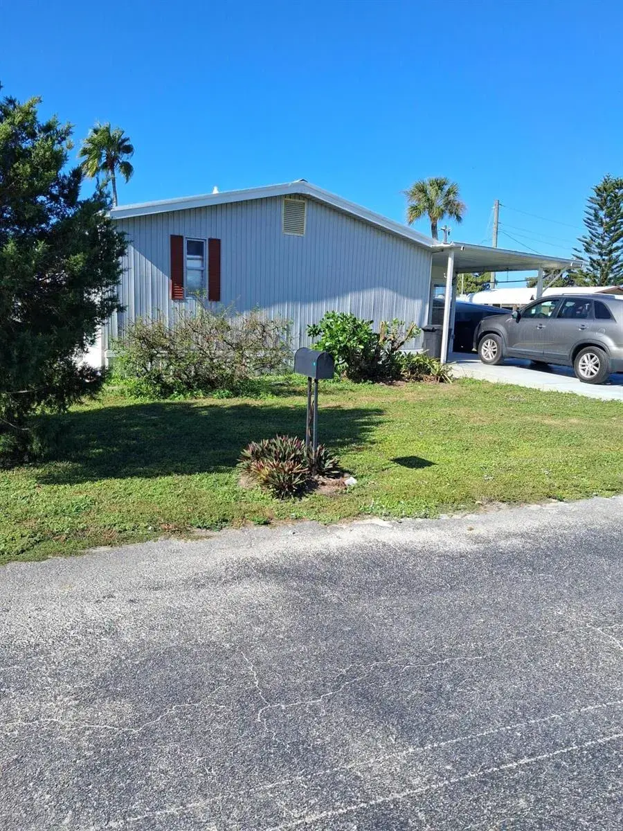 1020 Bream Avenue, Okeechobee FL 34974