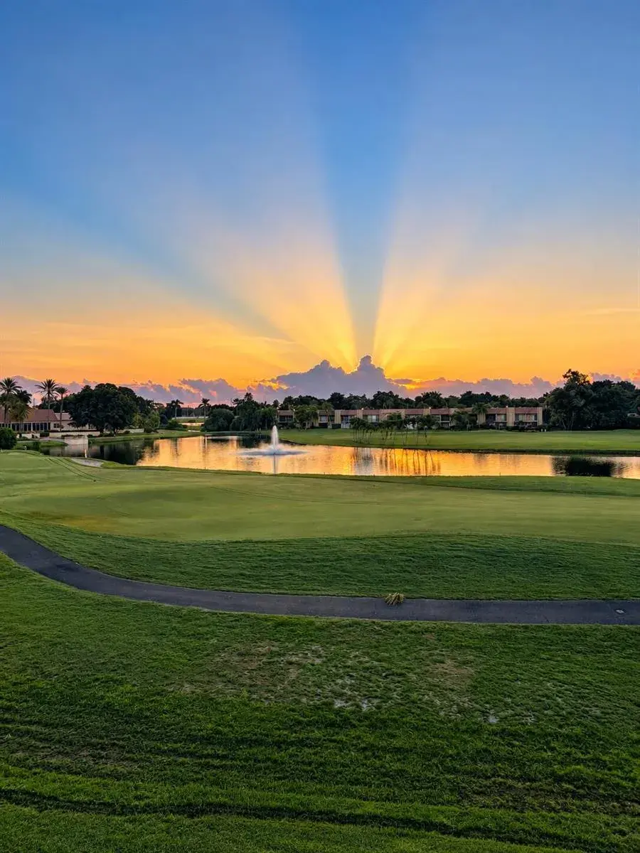 4545 LUXEMBURG Court # 303, Lake Worth FL 33467