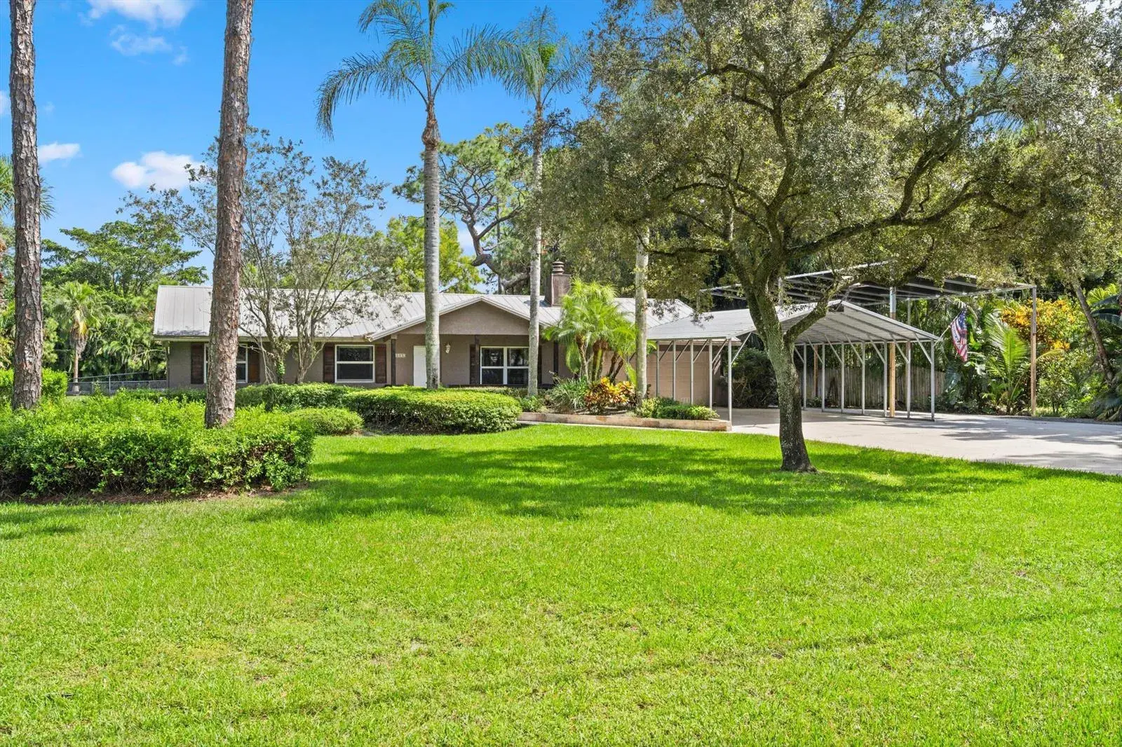 4692 122ND Drive N, FL 33411