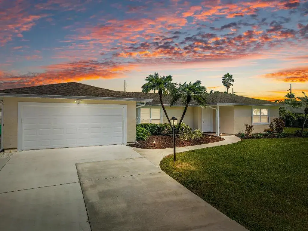 3 bedroom 2 bath Residential for sale at 2349 SE DELANO Road, Port St. Lucie FL 34952