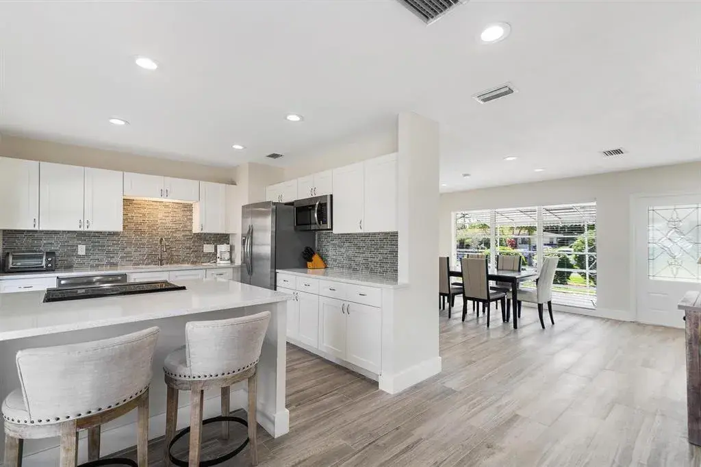 2501 NE 12TH Street, Pompano Beach FL 33062