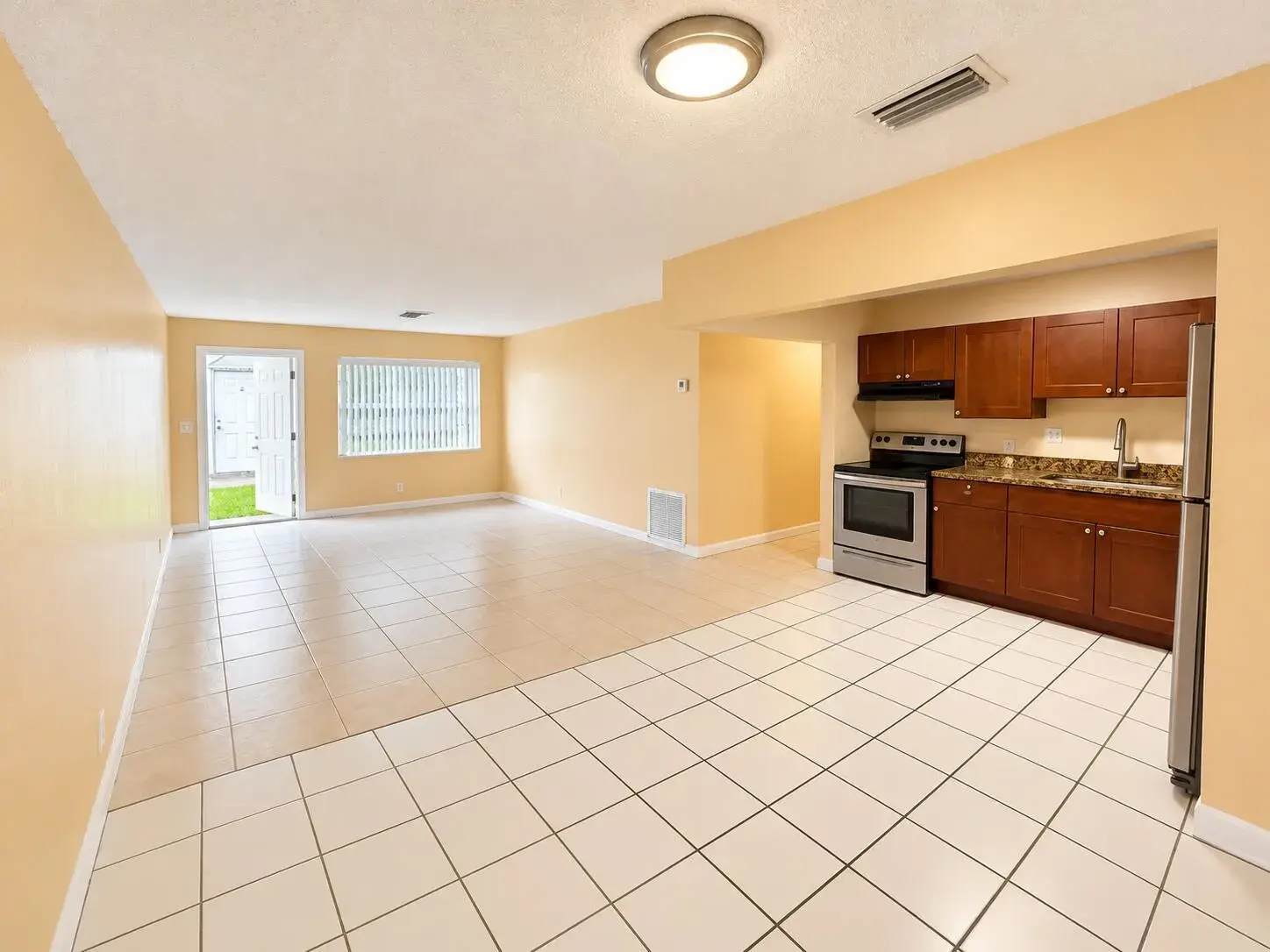 4125 WOODSIDE Drive # 4, Coral Springs FL 33065