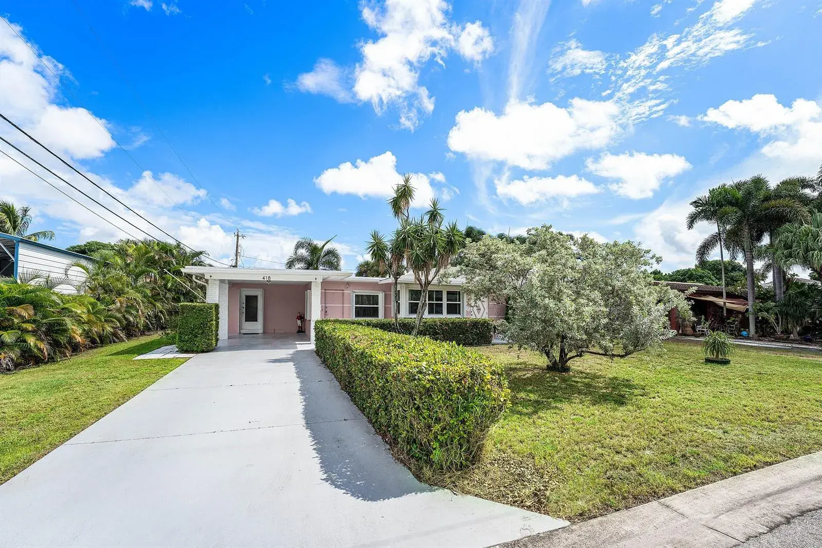 2 bedroom 1 bath Residential for sale at 418 VIRGINIA Drive, FL 33461