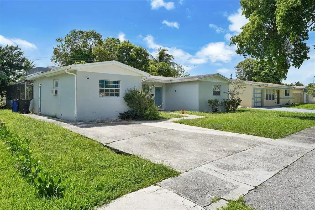 3982 NW 39TH Avenue, Lauderdale Lakes FL 33309