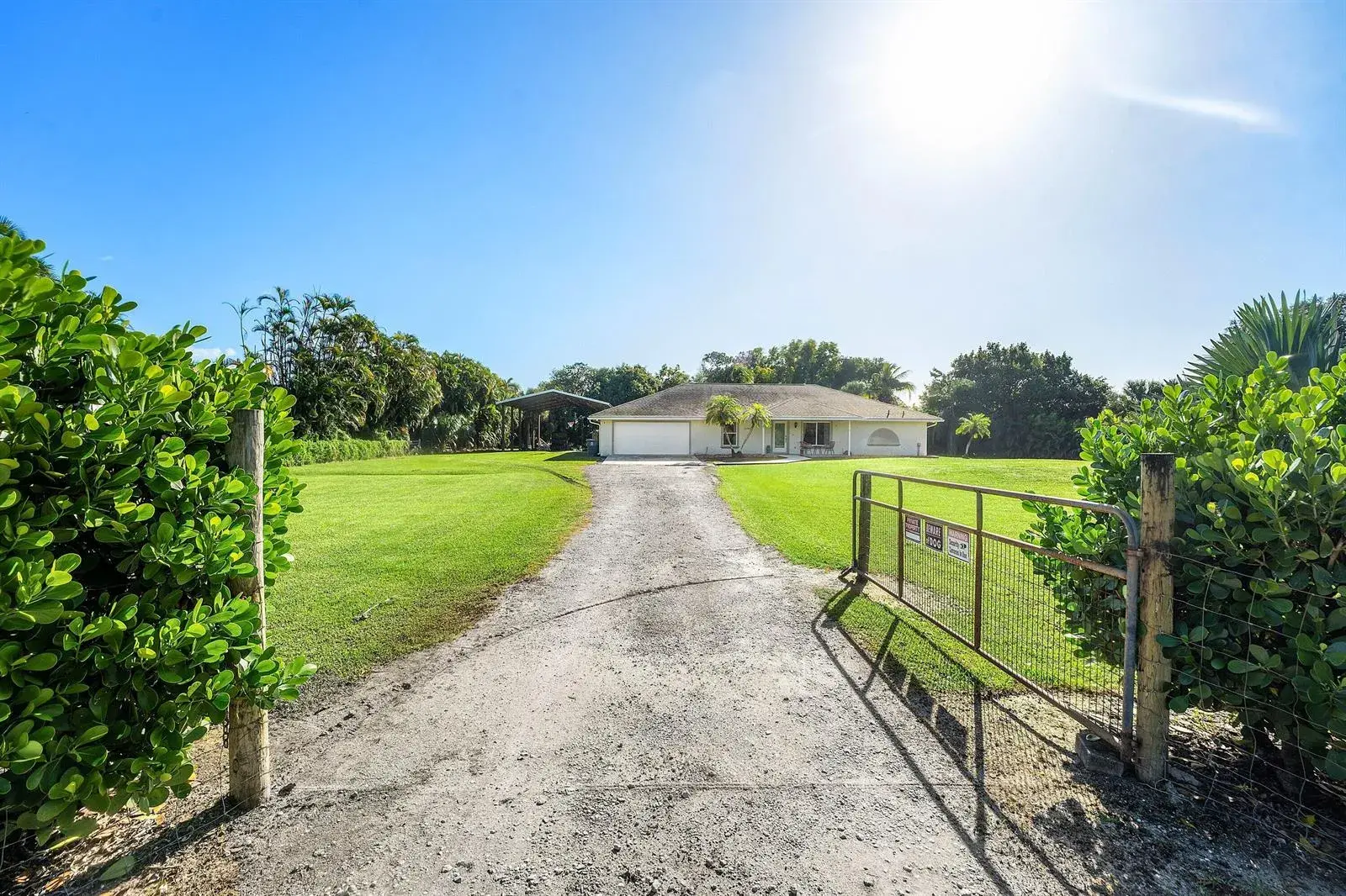 3 bedroom 2 bath Residential for sale at 15760 97TH Drive N, FL 33478